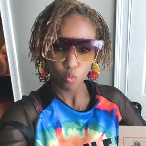 Meet your Posher, Mandy